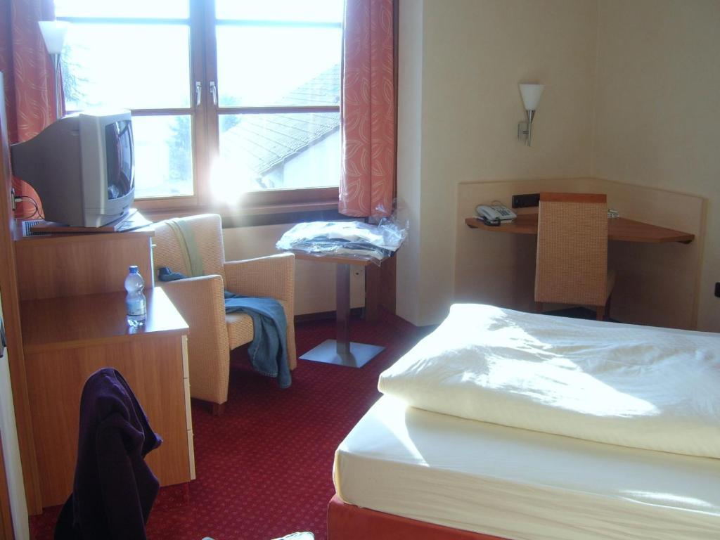Hotel Am Brenner Tauberbischofsheim Kamer foto